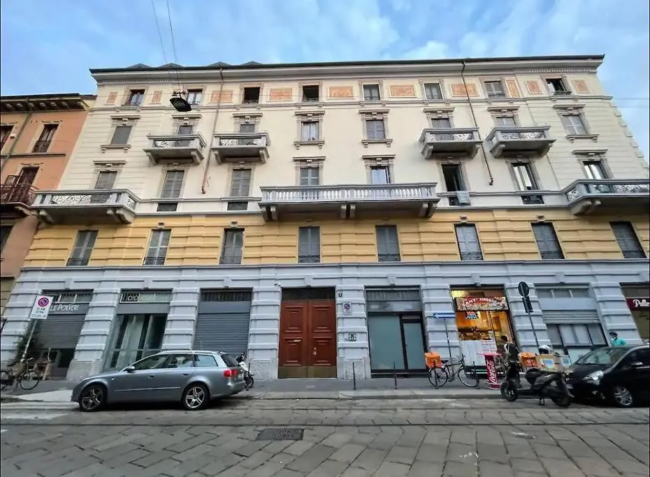 Serafino House - 15 Min Walk To Duomo Apartment Milan