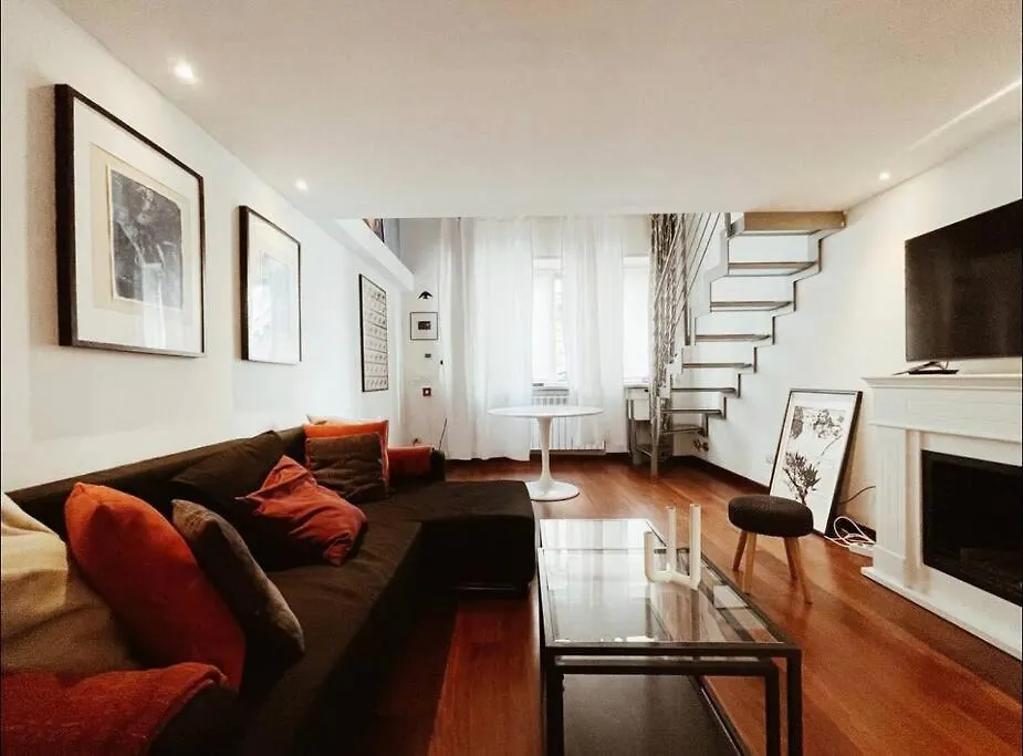 Serafino House - 15 Min Walk To Duomo Apartment Milan Italy